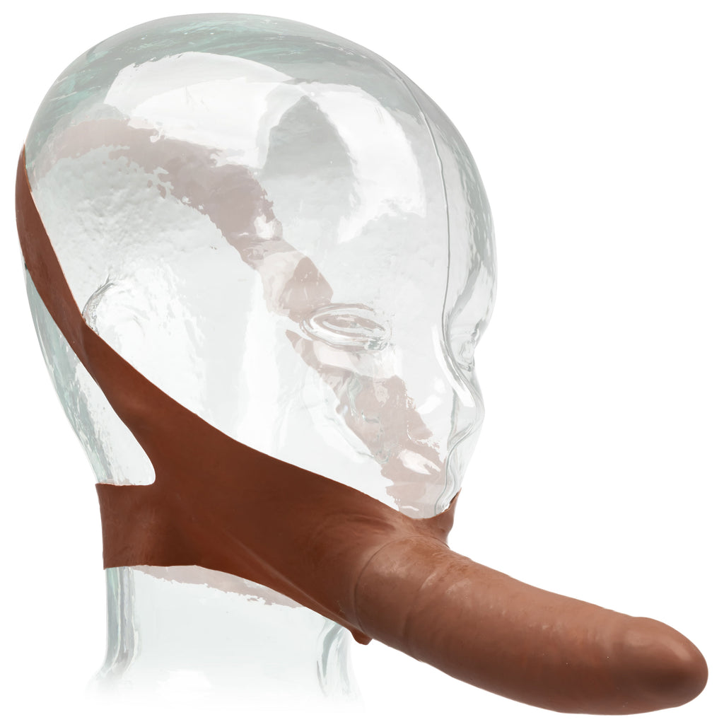 Accommodator – Hands-Free Latex Dong